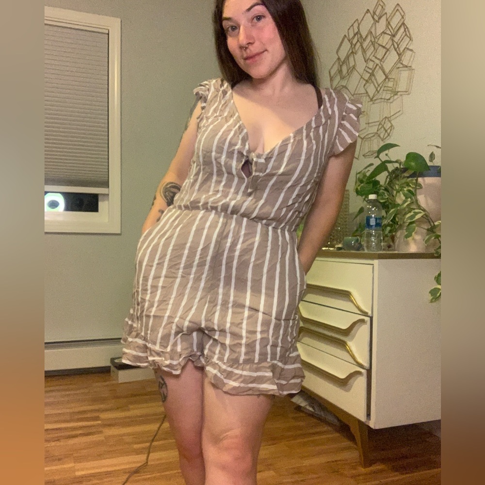 summer romper - Picture 5 of 6